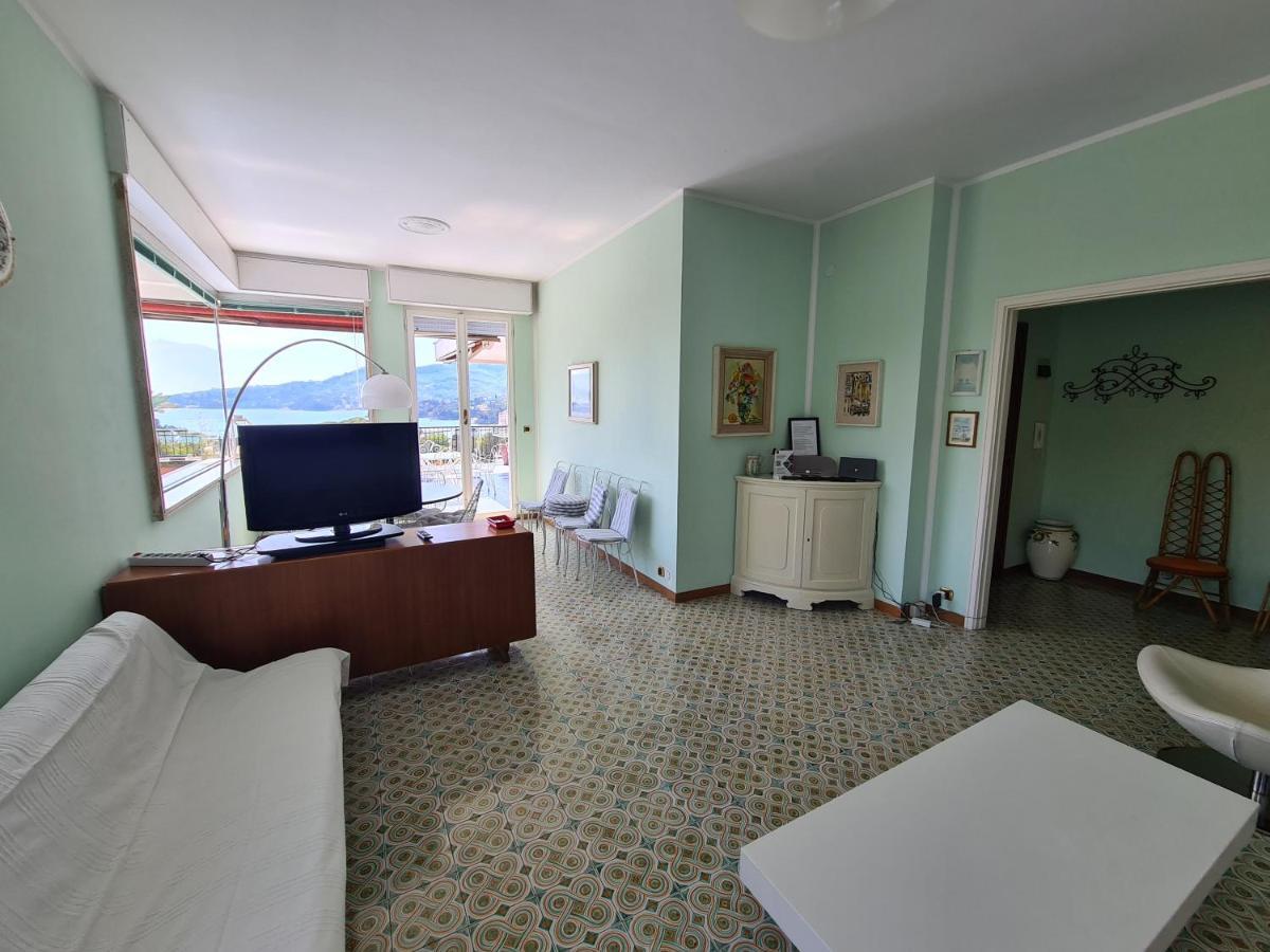 Grande Attico Con Vista Vicino Al Centro By Portofinovacanze Rapallo Exterior foto